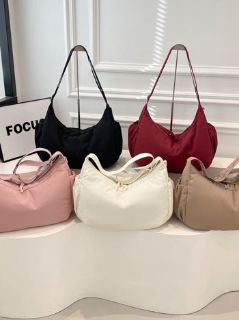Ženska minimalistička crossbody torba, jednobojna boja, hongkonški stil, lagana s punjenjem, crvena dumpling torba