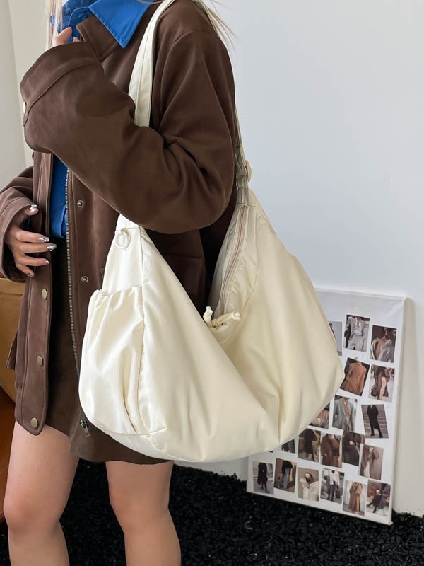 Ženska minimalistička crossbody torba, jednobojna boja, hongkonški stil, lagana s punjenjem, crvena dumpling torba