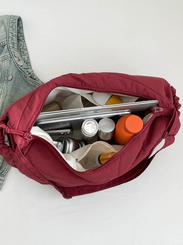 Ženska minimalistička crossbody torba, jednobojna boja, hongkonški stil, lagana s punjenjem, crvena dumpling torba