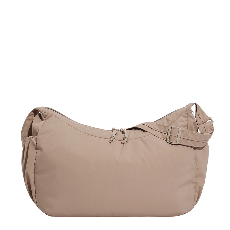 Ženska minimalistička crossbody torba, jednobojna boja, hongkonški stil, lagana s punjenjem, crvena dumpling torba