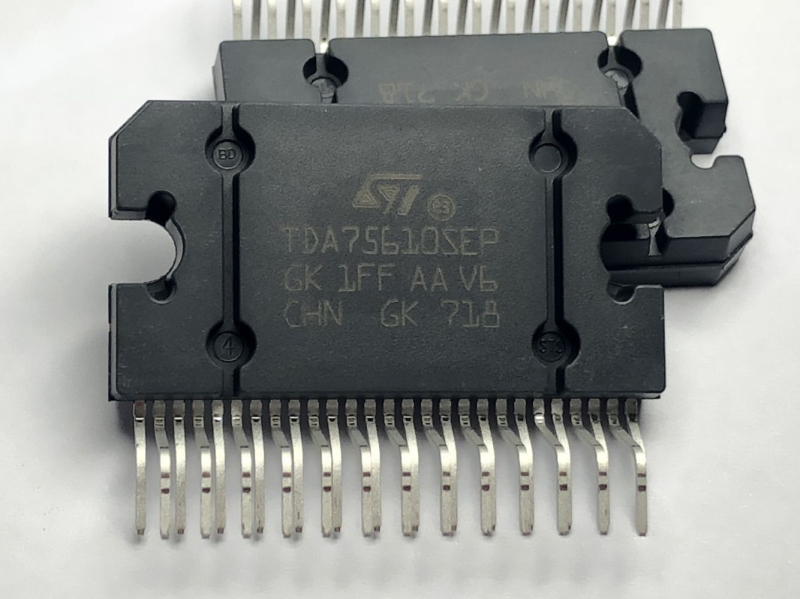 TDA75610SEP-HLX ZIP-27 ST automobilski audio pojačalo integrirani sklop