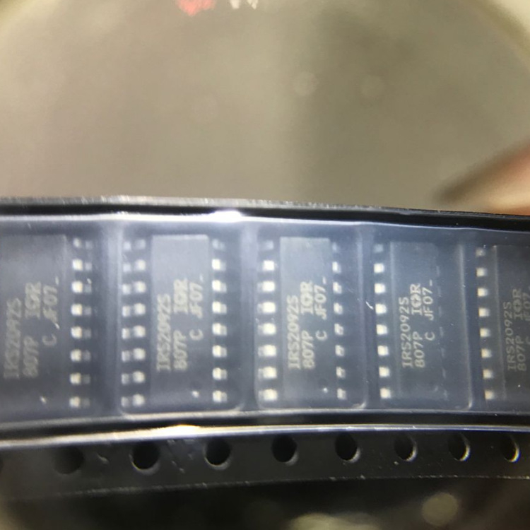 BTS5210G Kontrolni IC napajanja za lampu karoserije Mondeo