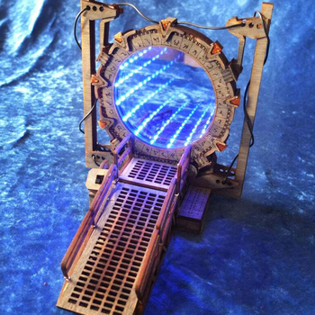 DIY Подпора за книги Galaxy Gate: Галактически портал, врата на пространство-времето и тунел за книги
