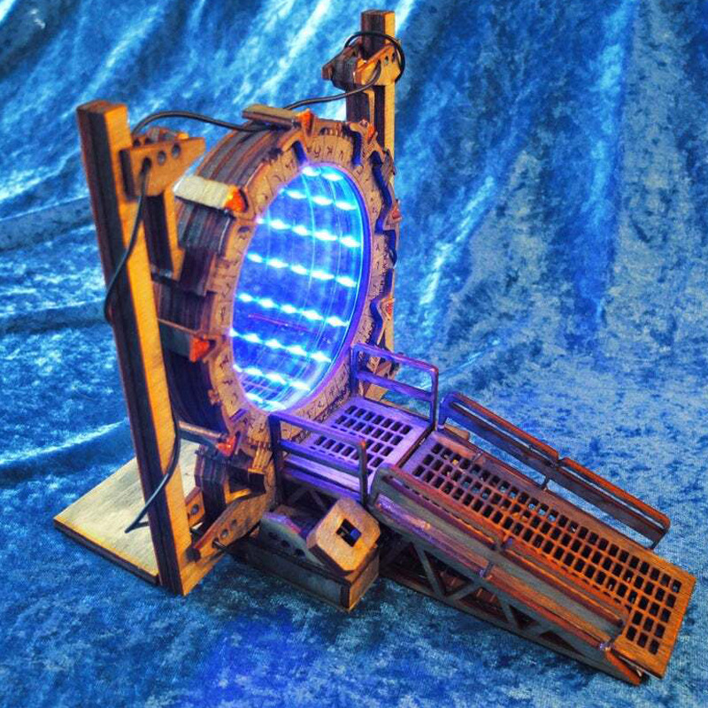 DIY Подпора за книги Galaxy Gate: Галактически портал, врата на пространство-времето и тунел за книги