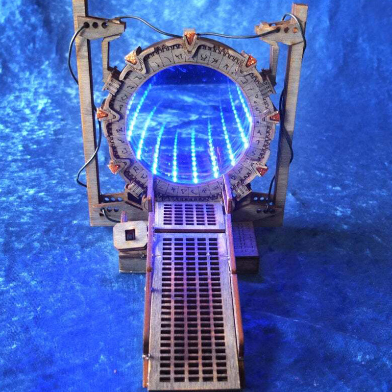 DIY Подпора за книги Galaxy Gate: Галактически портал, врата на пространство-времето и тунел за книги