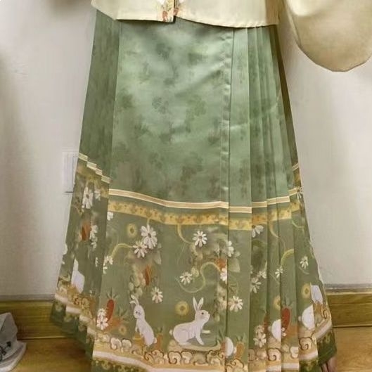 Sui An Tang izvorni Hanfu, sinozapadni spoj, Lolita-Ming stil s stojećim ovratnikom, prednje otvaranje, rukavi tipa Pipa, suknja Mamian, proljetno-jesenski dizajn