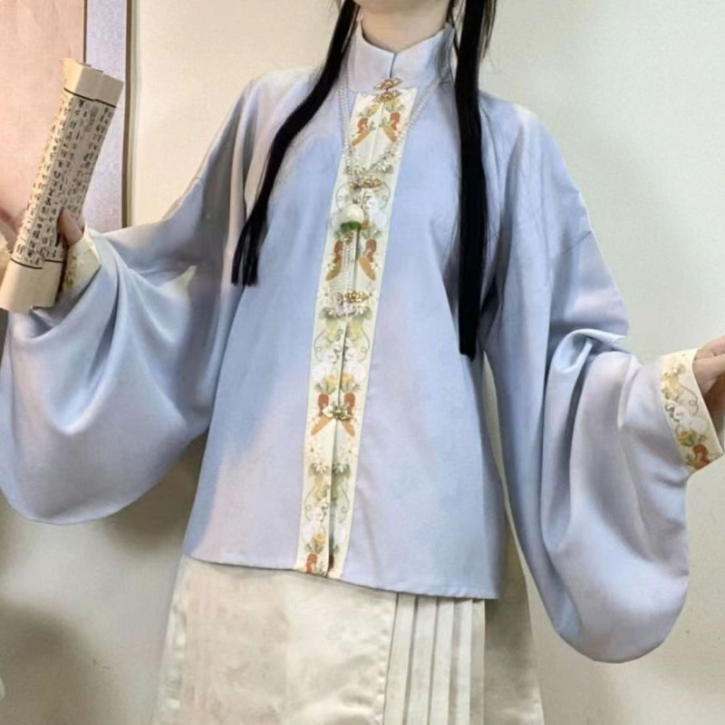 Sui An Tang izvorni Hanfu, sinozapadni spoj, Lolita-Ming stil s stojećim ovratnikom, prednje otvaranje, rukavi tipa Pipa, suknja Mamian, proljetno-jesenski dizajn