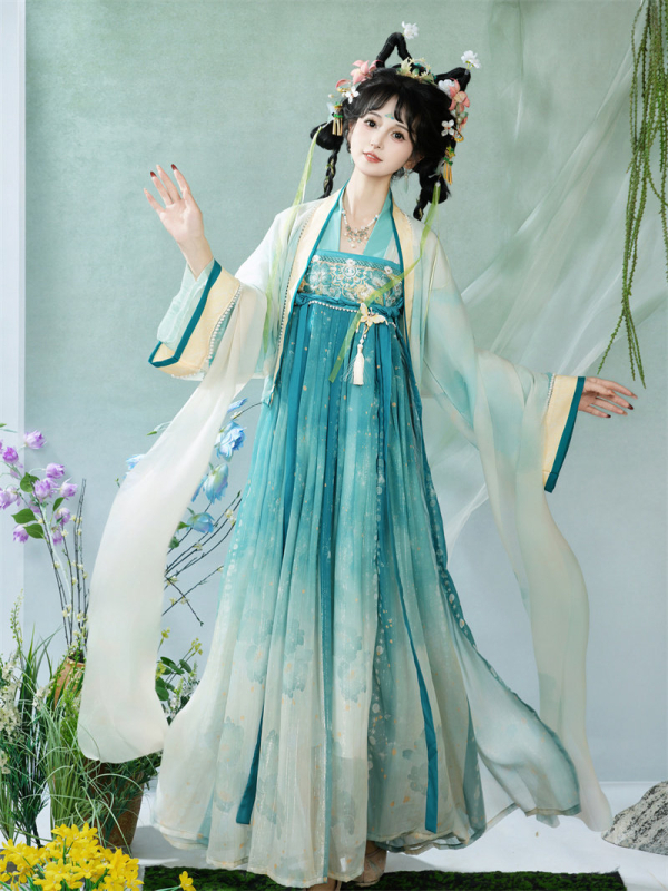 Ženski Hanfu set, gornji dio do prsa i suknja, inspirirano Tang dinastijom, kineski stil, poliester, 2026 proljeće-ljeto.