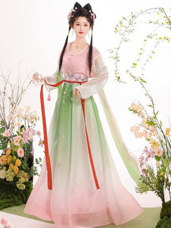 Hanfu 2026: novi model kineskog stila ljetna odjeća sa širokim ovratnikom, Tang stil jakna s kratkim rukavima i poderana suknja za svakodnevnu upotrebu i fotografiranje.