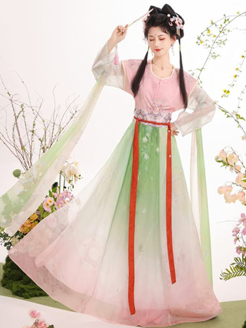 Hanfu 2026: novi model kineskog stila ljetna odjeća sa širokim ovratnikom, Tang stil jakna s kratkim rukavima i poderana suknja za svakodnevnu upotrebu i fotografiranje.