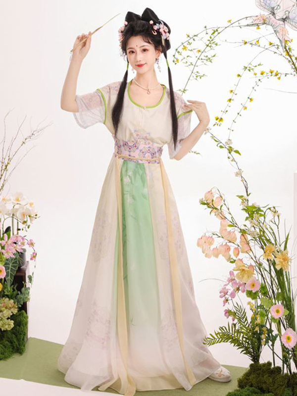 Hanfu 2026: novi model kineskog stila ljetna odjeća sa širokim ovratnikom, Tang stil jakna s kratkim rukavima i poderana suknja za svakodnevnu upotrebu i fotografiranje.