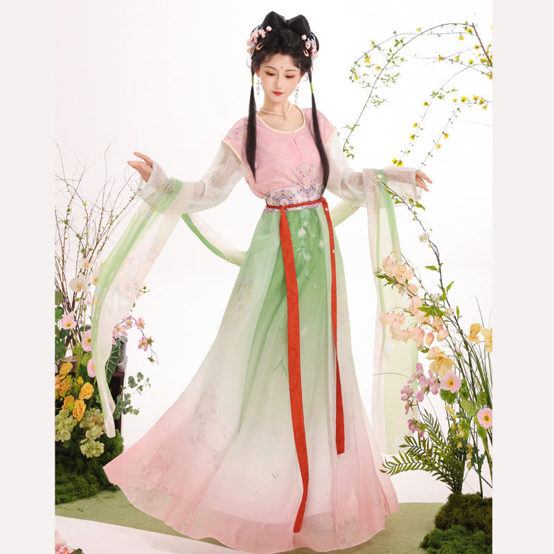 Hanfu 2026: novi model kineskog stila ljetna odjeća sa širokim ovratnikom, Tang stil jakna s kratkim rukavima i poderana suknja za svakodnevnu upotrebu i fotografiranje.