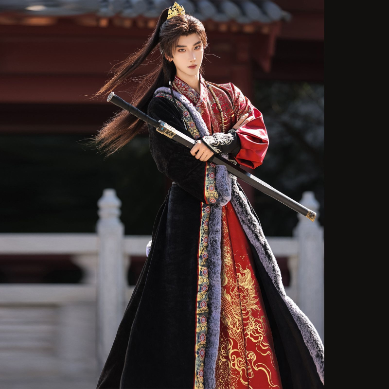 Hanfu 2025 Duga roba s preklopnim ovratnikom i fleec podstavom, tibetanski etnički stil cosplay kostim inspiriran Zhang Qiling