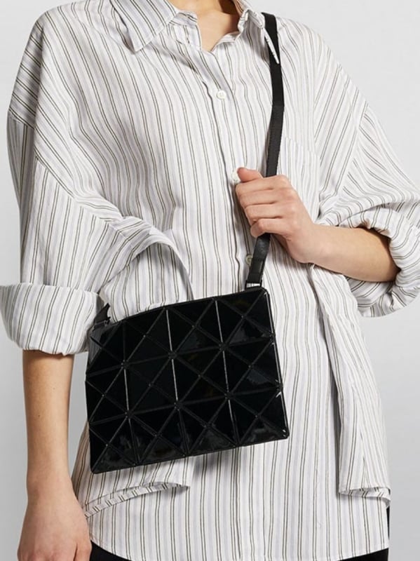 Lucent női válltáska diamantszerkezetű patchwork mintával, négy rekesz – geometrikus, mindennapi sminktáska