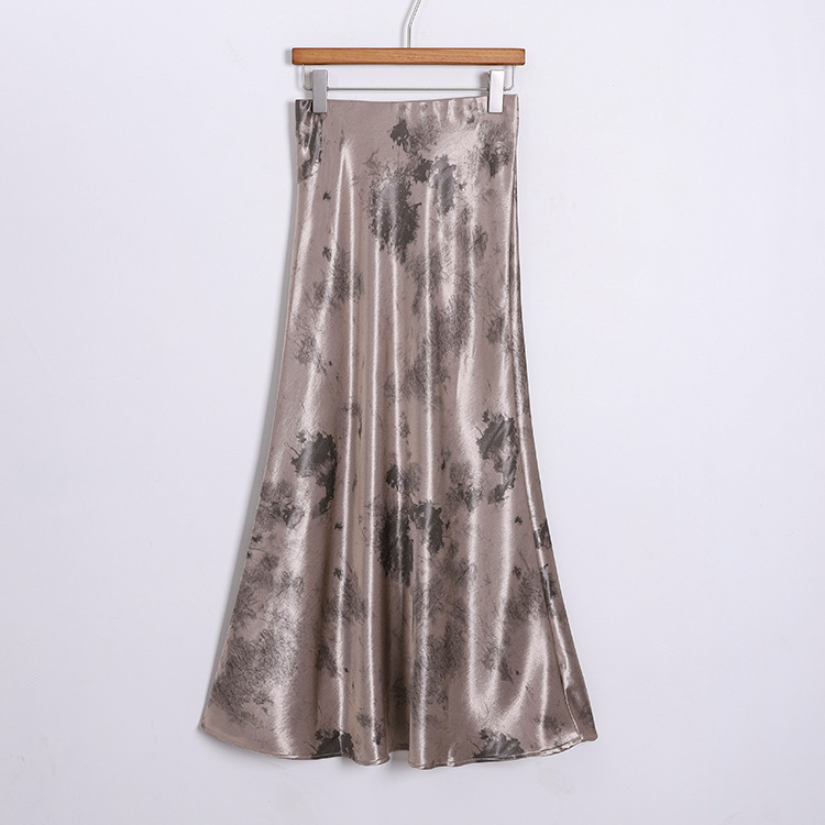 Ženska satenska suknja s printom smudge, midi duljine, fishtail kroj, elegantni uredski stil