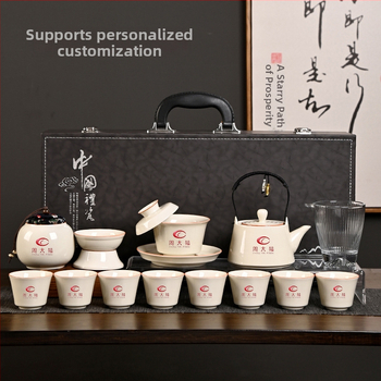Japonský Gong Fu čajový set z porcelánu — čajník s vyklápacou rúčkou, čajové šálky a misa s viečkom v darčekovej krabici