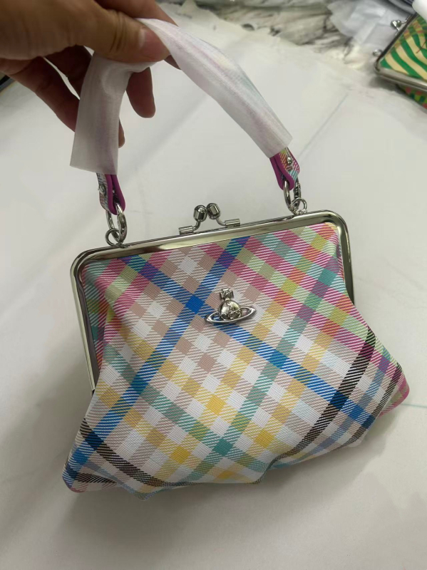 Torba Dumpling Empress Dowager Saturn, proljeće-ljeto 2026, moderna visoko-kvalitetna retro torba s kopčom i lancem, mala crossbody