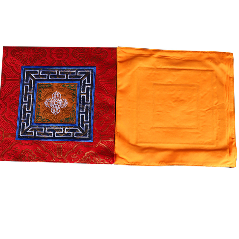 Tibetanskog stila premijena podloga za ritualne instrumente sa križnim Vajra pestlom, podlogom za čašu vode, podlogom za miša, Vajra zvon podlogom; debeli platna, tri boje