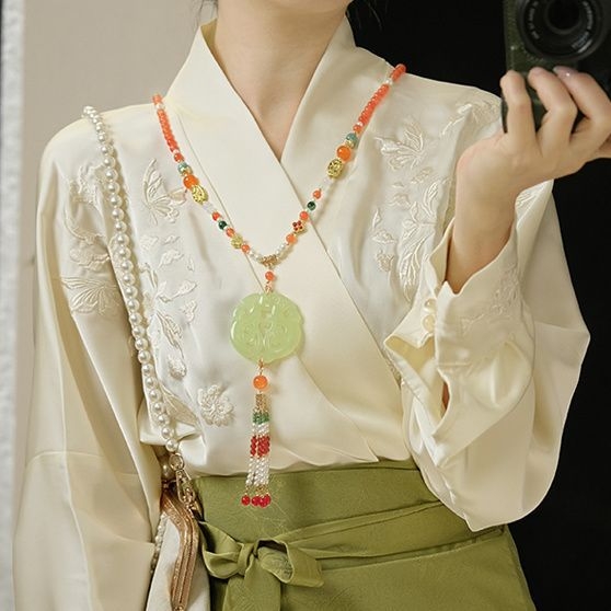 Ženska suknja s vezom u stilu Song dinastije, rukav oblikovan poput zrakoplova, swing kroj, moderni kineski stil za svakodnevno nošenje u proljeće.