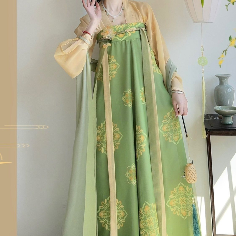 Ženski hanfu, Proljetno zora – Stil Tang dinastije, Cjeloviti komplet od jedne komade, restauriran za proljeće, ljeto i jesen