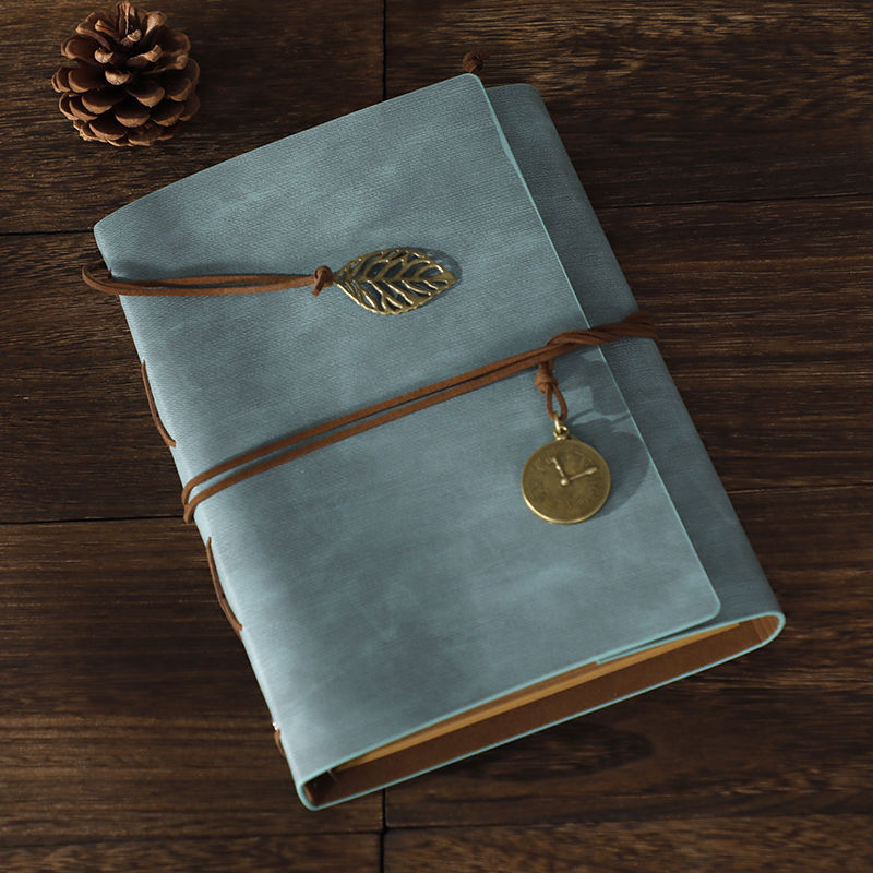Retro DIY fotoalbum, ručno izrađeni scrapbook s lijepljenim stranama, mali kreativni memorijalni album, poklon za dečka za rođendan