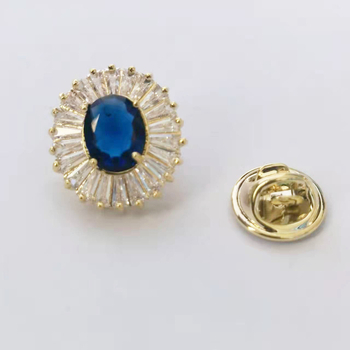 Ovratnički pin s mikrougrađenim cirkonima, minimalisticki i elegantan dodatak za košulju