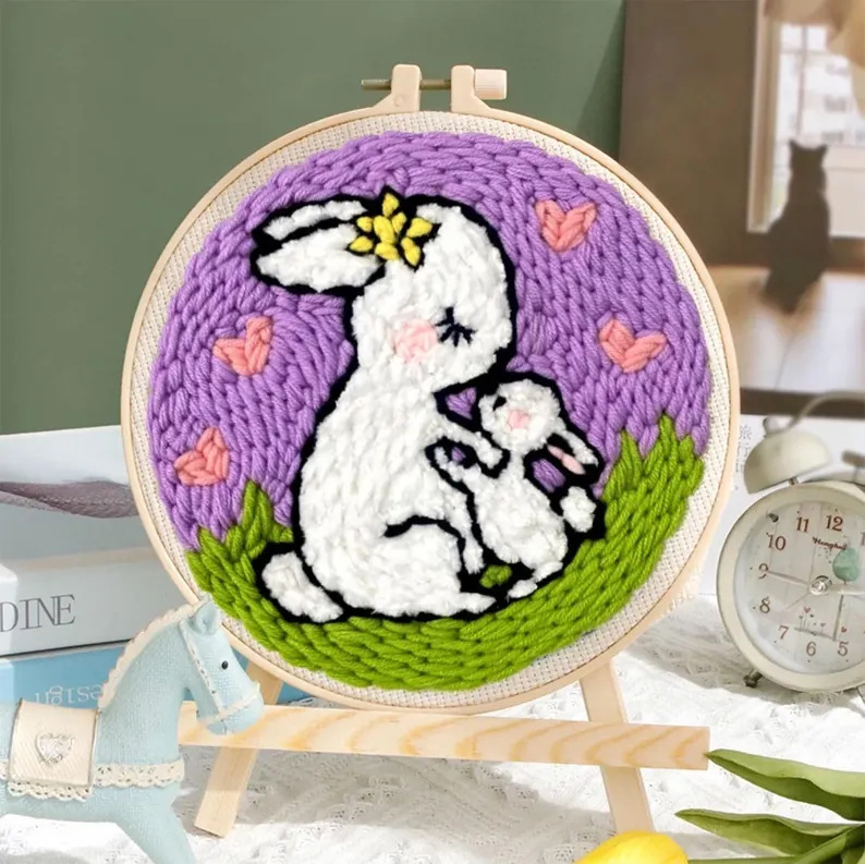 Početnički set za izšivanje s poke-stitch tehnikom i motivima malih životinja