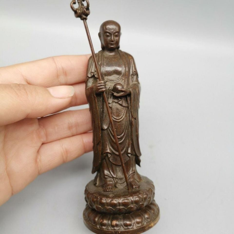 Soška Ksitigarbha Budha u antičkom stilu za kućnu dekoraciju