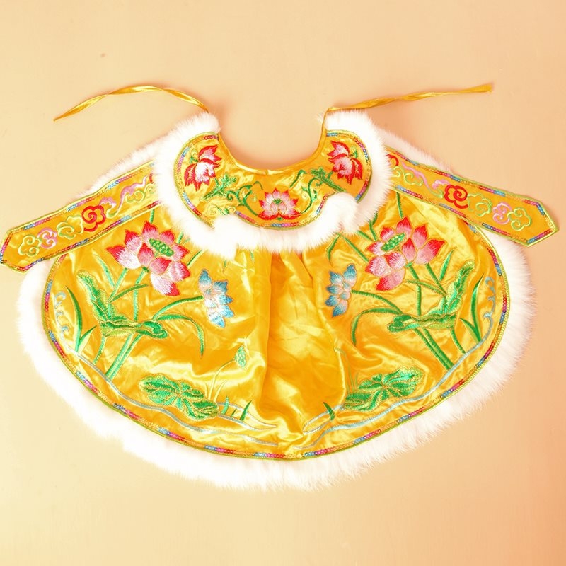 Guanyin Bodhisattva szobor köpeny és hófehér ruházat