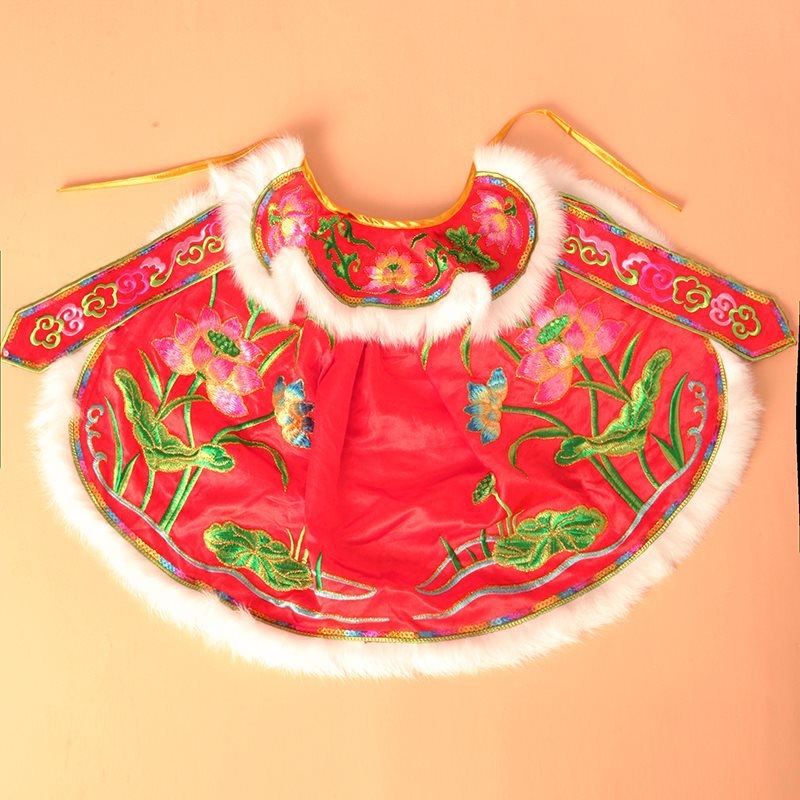 Guanyin Bodhisattva szobor köpeny és hófehér ruházat