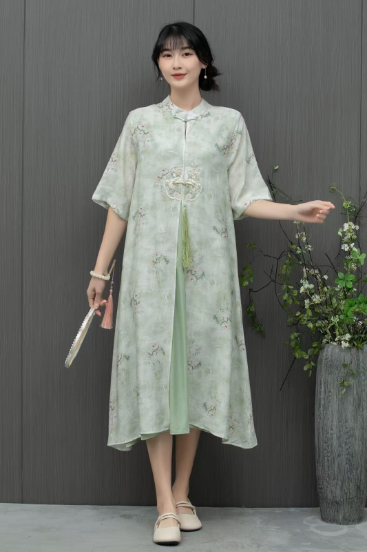 Nyári kínai stílusú, modern cheongsam ruha, laza szabású, A-vonalú midi hossz, plusz méret