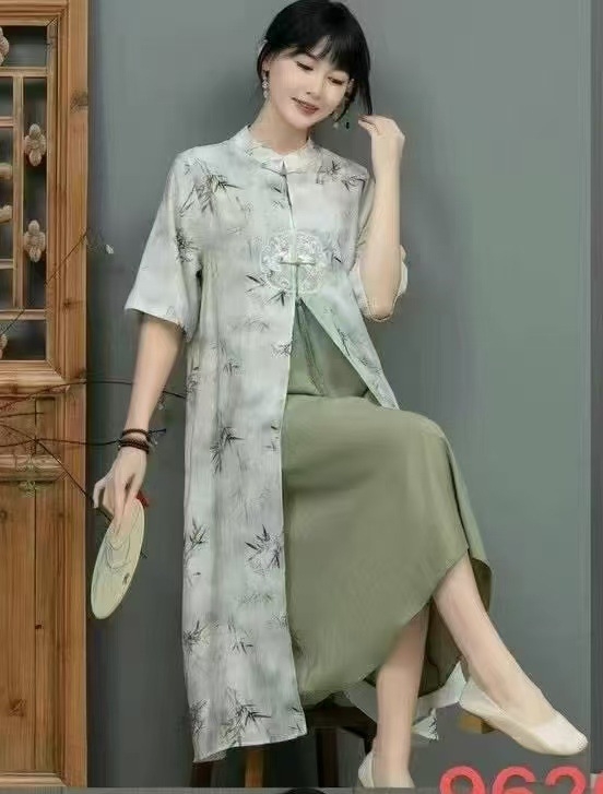 Nyári kínai stílusú, modern cheongsam ruha, laza szabású, A-vonalú midi hossz, plusz méret