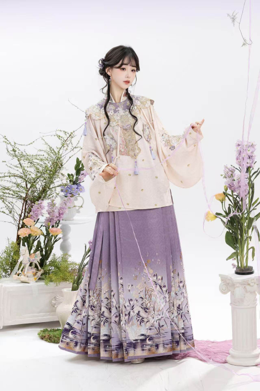 Luozhu Hanfu za žene, kineski stil dinastije Ming, kratka bluza s preklopnim ovratnikom i suknja Horse-face, proljetno izdanje za svakodnevno nošenje