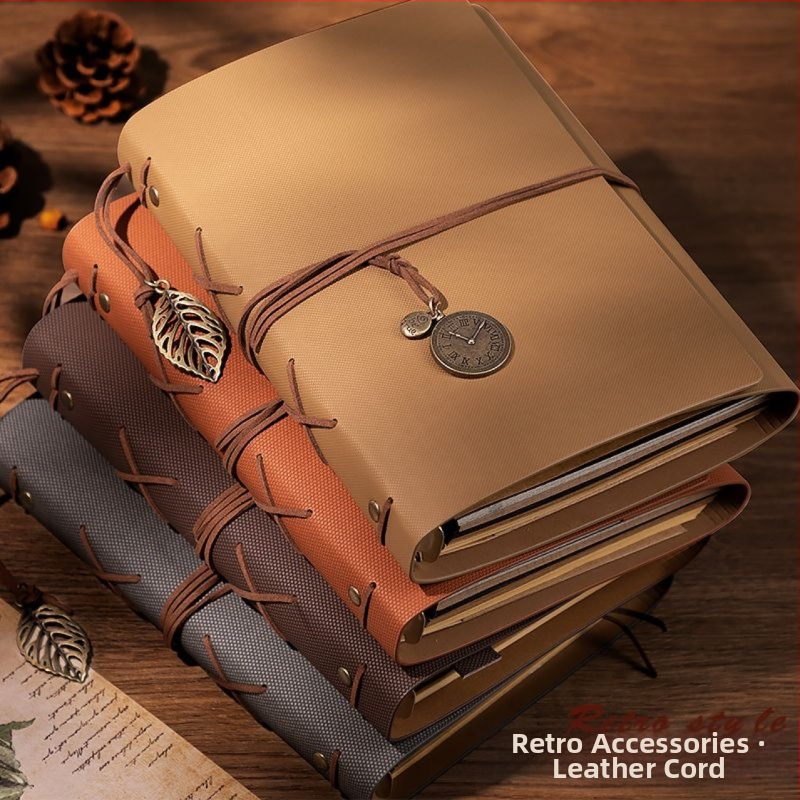 Retro DIY fotoalbum s darovnom kutijom za prikupljanje navijačkih memorabilija