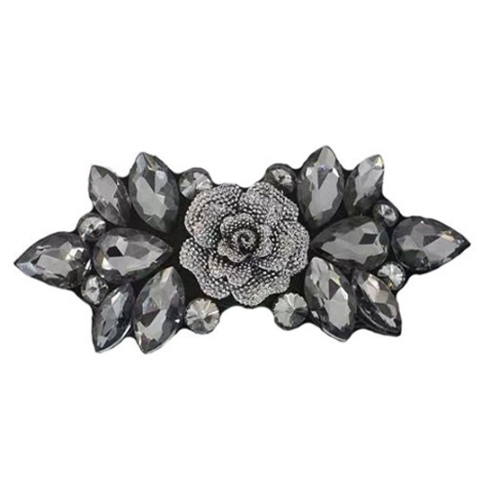 Accesorii decorative autoadezive, lucrate manual, pentru păr, încălțăminte, pălării, haine, șosete și genți