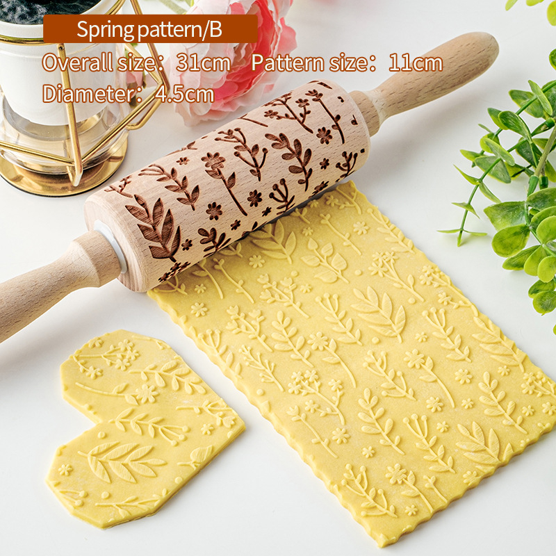 Valček na cesto s jarným vzorom, na sušienky a fondant, z dreva
