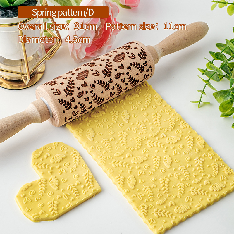 Valček na cesto s jarným vzorom, na sušienky a fondant, z dreva