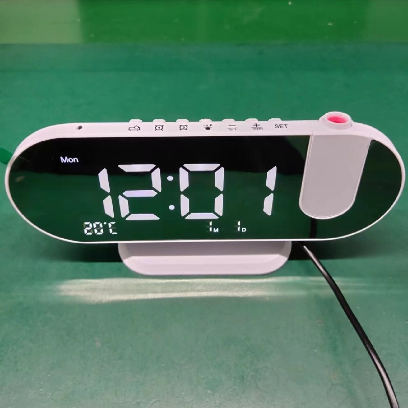 LED projekčný budík s veľkým displejom, automatickým svetelným senzorom a multifunkčným digitálnym budíkom