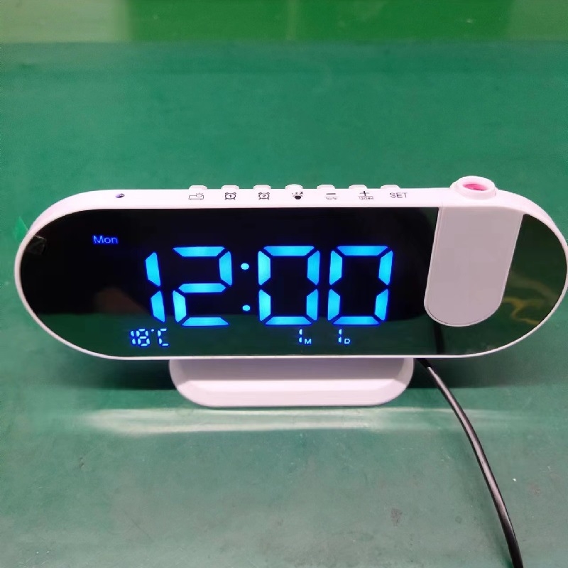 LED projekčný budík s veľkým displejom, automatickým svetelným senzorom a multifunkčným digitálnym budíkom