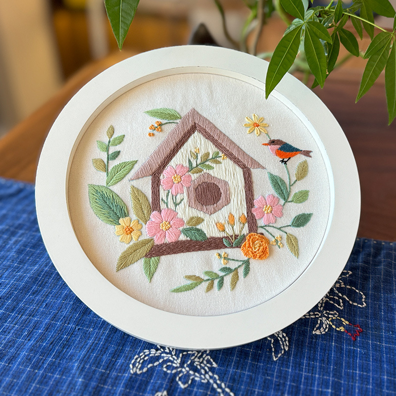 Séria Domáceho vtáka – Lu vyšívanie DIY set – kruhový domáci dekor