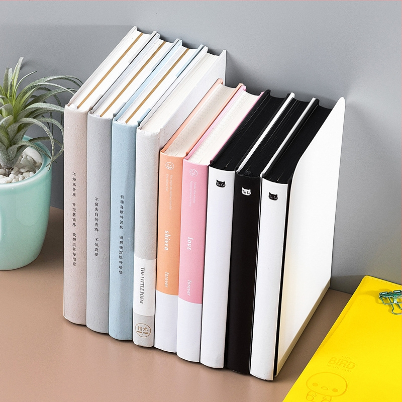 Kovový stolný stojan na knihy pre študentov