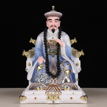 Imitované porcelánové sošky taoistických bohov: Hu San Tai Ye, Hu San Tai Nai, Huang San Tai Ye, Huang San Tai Nai, Pang Tai Ye, Pang Tai Nai, Chang Tai Ye, Hei Lao Tai