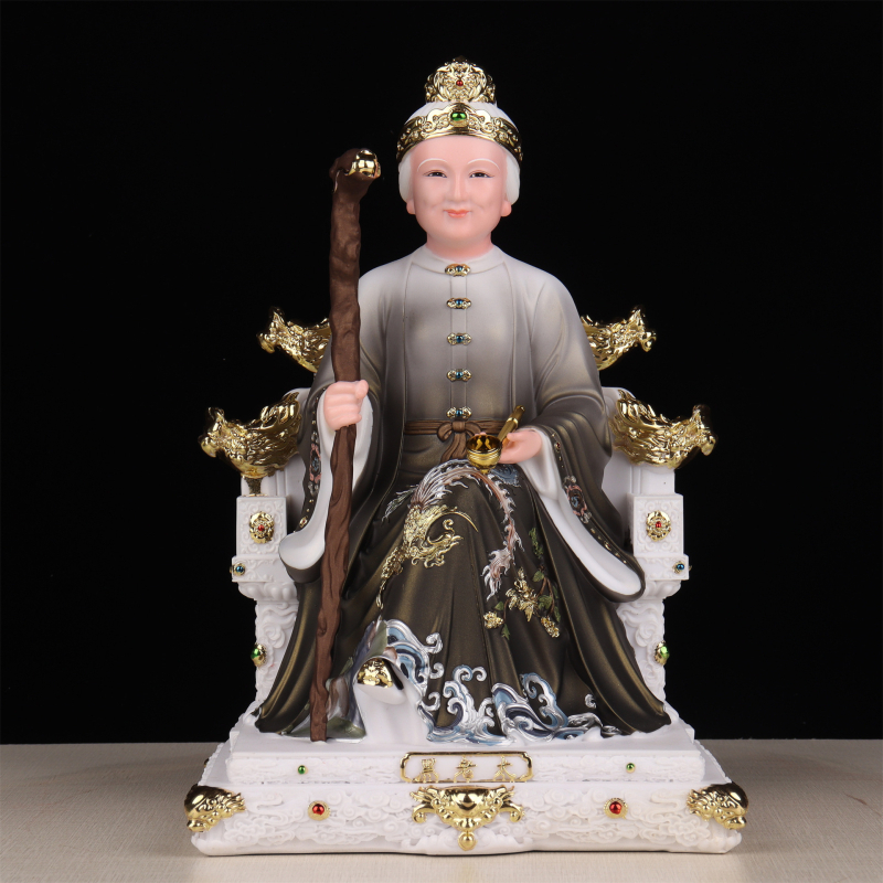 Imitované porcelánové sošky taoistických bohov: Hu San Tai Ye, Hu San Tai Nai, Huang San Tai Ye, Huang San Tai Nai, Pang Tai Ye, Pang Tai Nai, Chang Tai Ye, Hei Lao Tai
