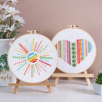 Nový DIY set na výšivku na látku – dúhová nálada, kvety a lístie na dáždniku