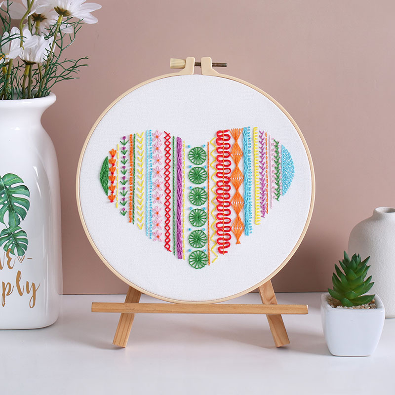 Nový DIY set na výšivku na látku – dúhová nálada, kvety a lístie na dáždniku