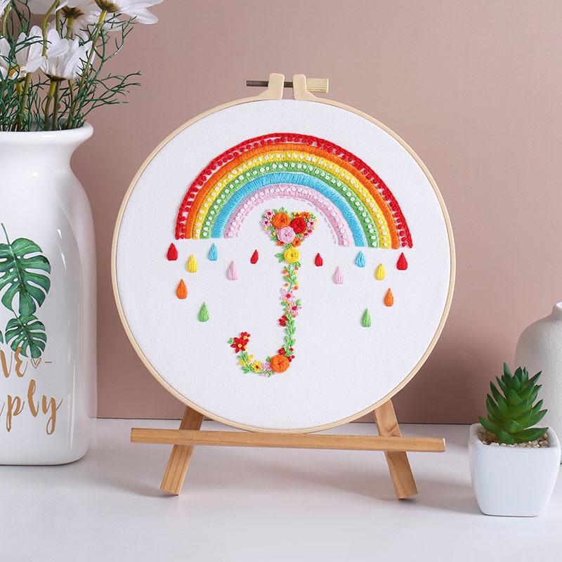 Nový DIY set na výšivku na látku – dúhová nálada, kvety a lístie na dáždniku