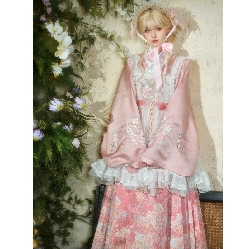 Hanfu set: ženski top i ružna Mamian suknja u Ming stilu