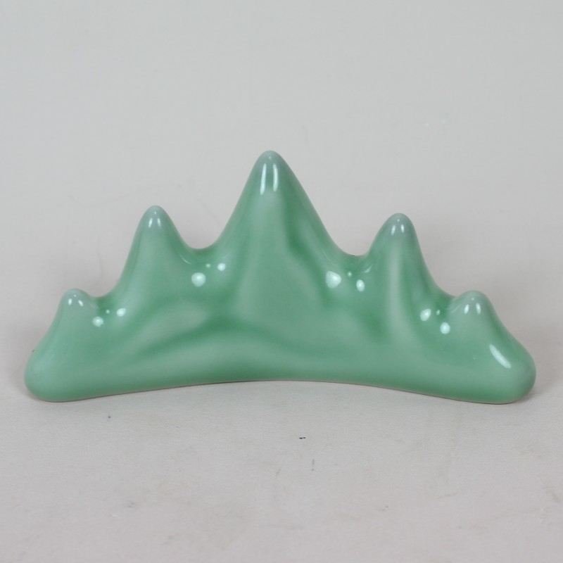 Stojan na pero z porcelánu Longquan Celadon s horským motívom, držiak na štetce a doplnok k študentským štyrom pokladom