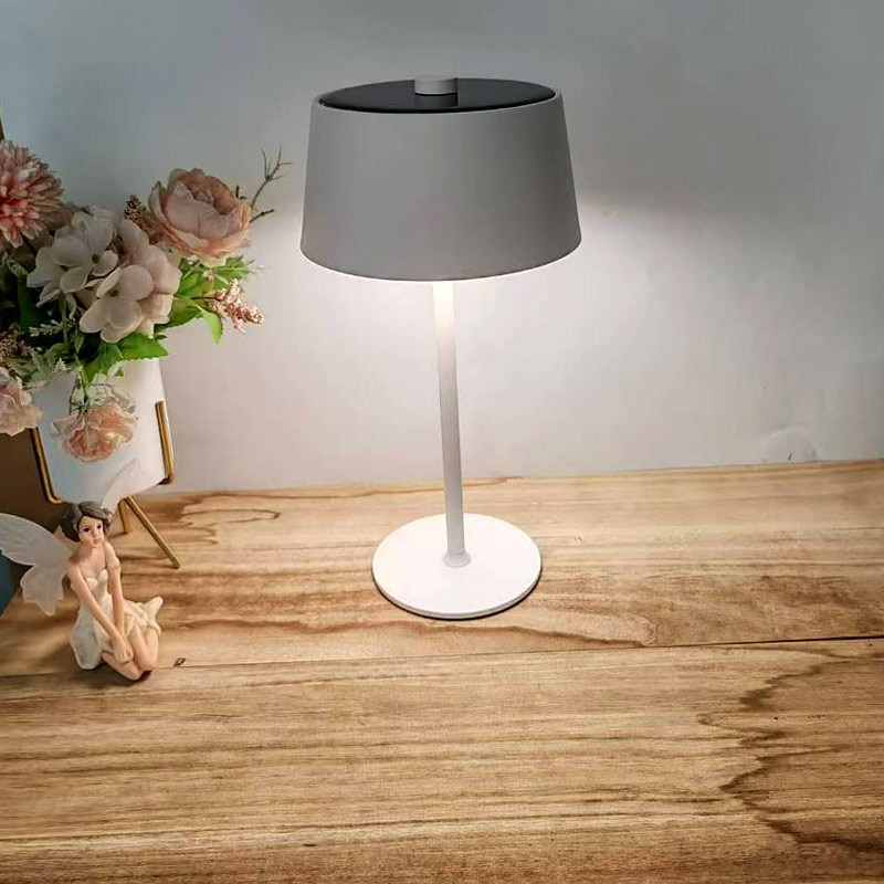 Solárna stolná lampa s integrovanou batériou a USB nabíjaním, nočná lampička do spálne, jedálne a na vonkajšie použitie