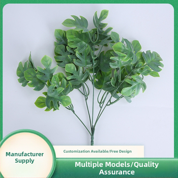 Umelá zeleň s eukalyptom, papradami a perskou trávou, plastové kvety na fotografovanie